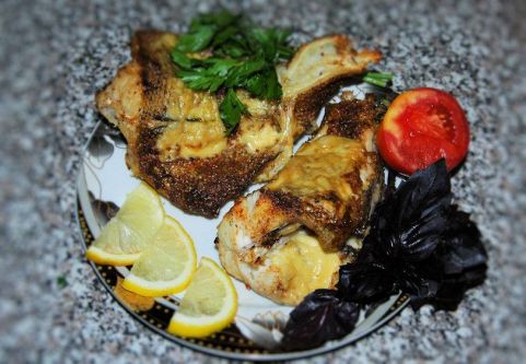 Рыба, запеченная с майонезом